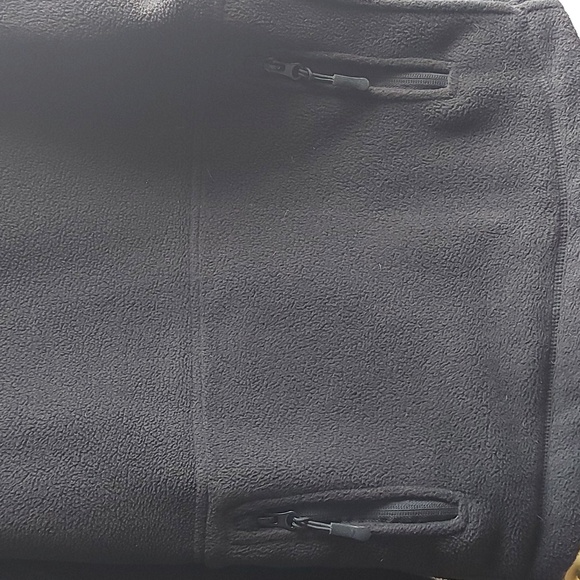 Fleece Utility Style Zip Up Hoodie - Picture 7 of 9